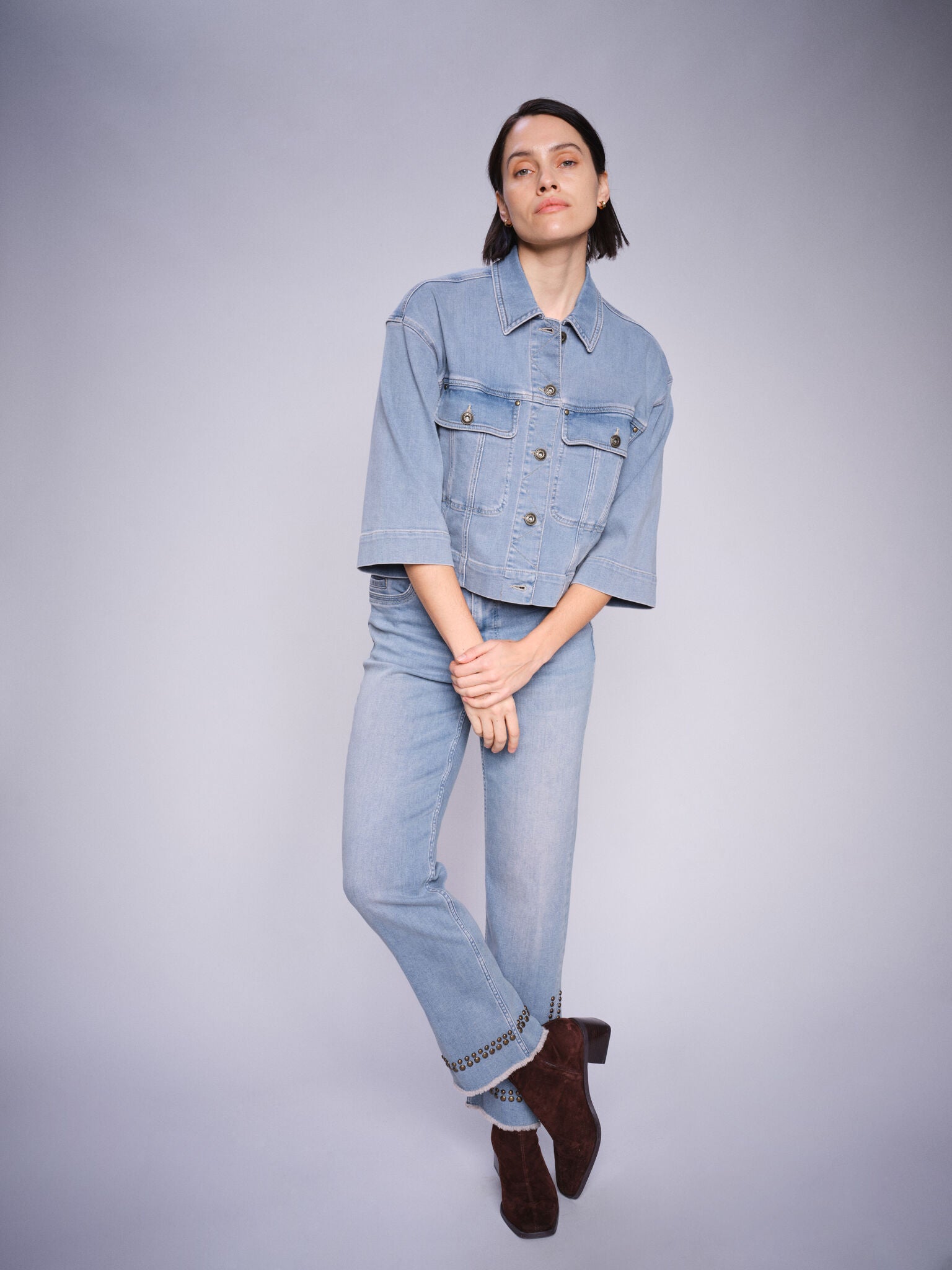 Modelshot / Ice Blue / Detail